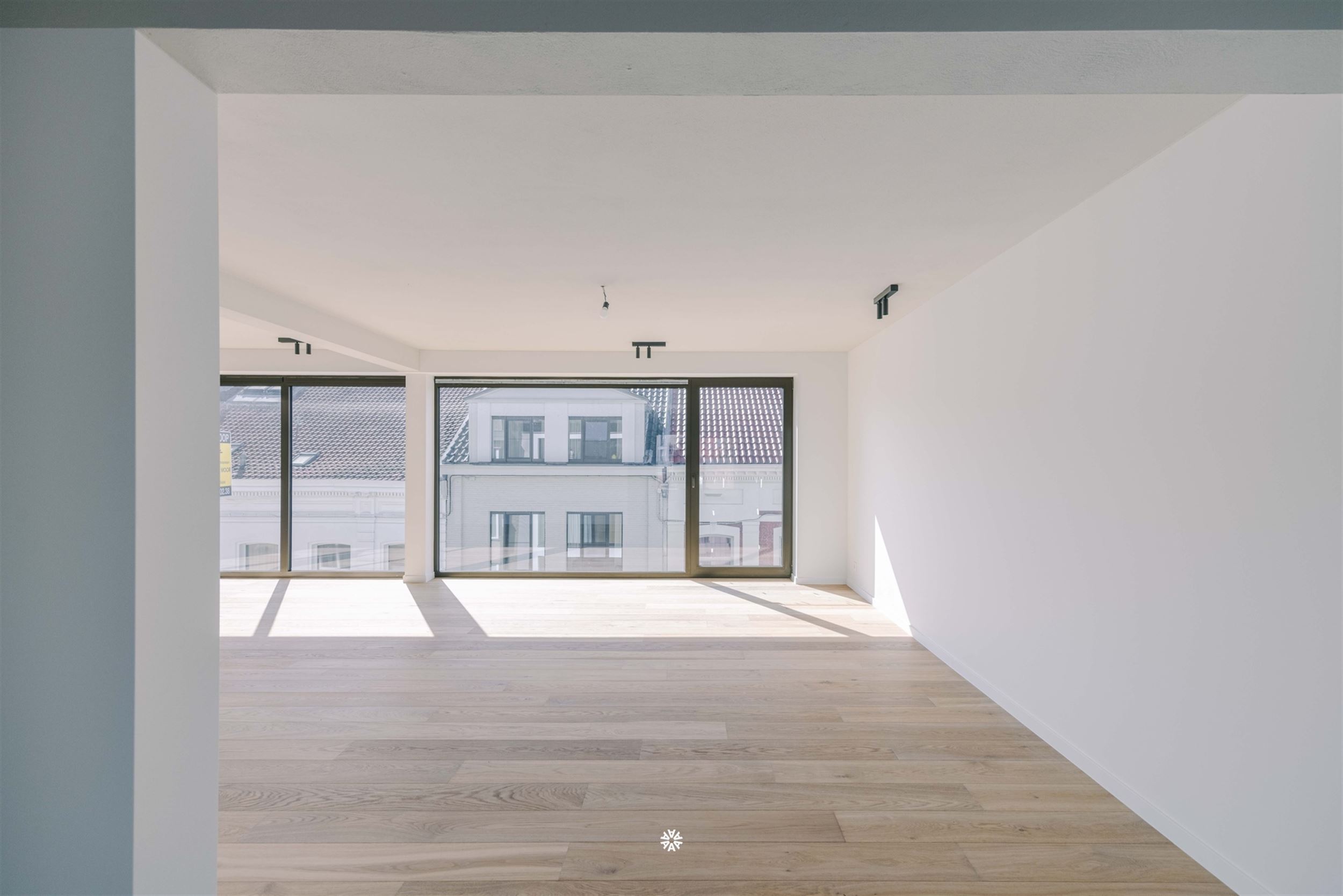 Apartment for sale in Sint-Niklaas with 2 bedrooms - photo 5