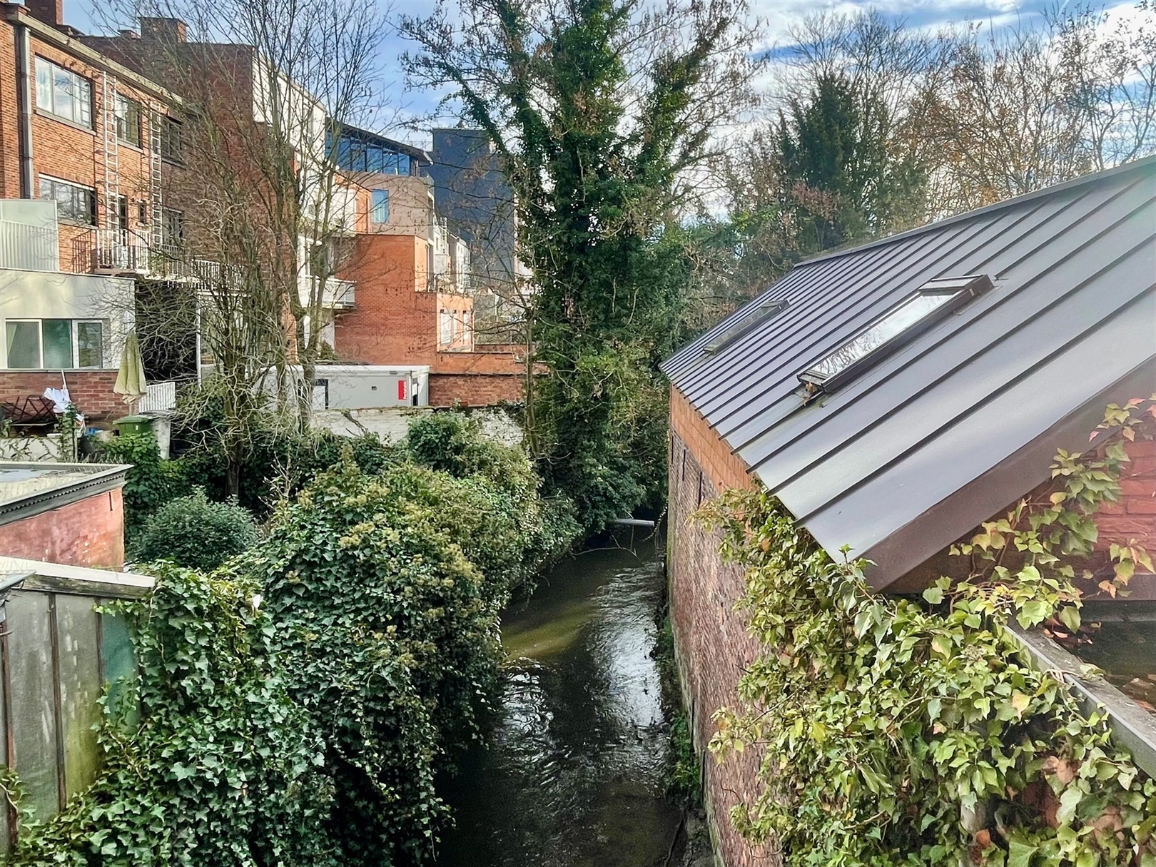 Studio énergétique (B) au 1er étage, prêt à être emménagé ! - photo 4