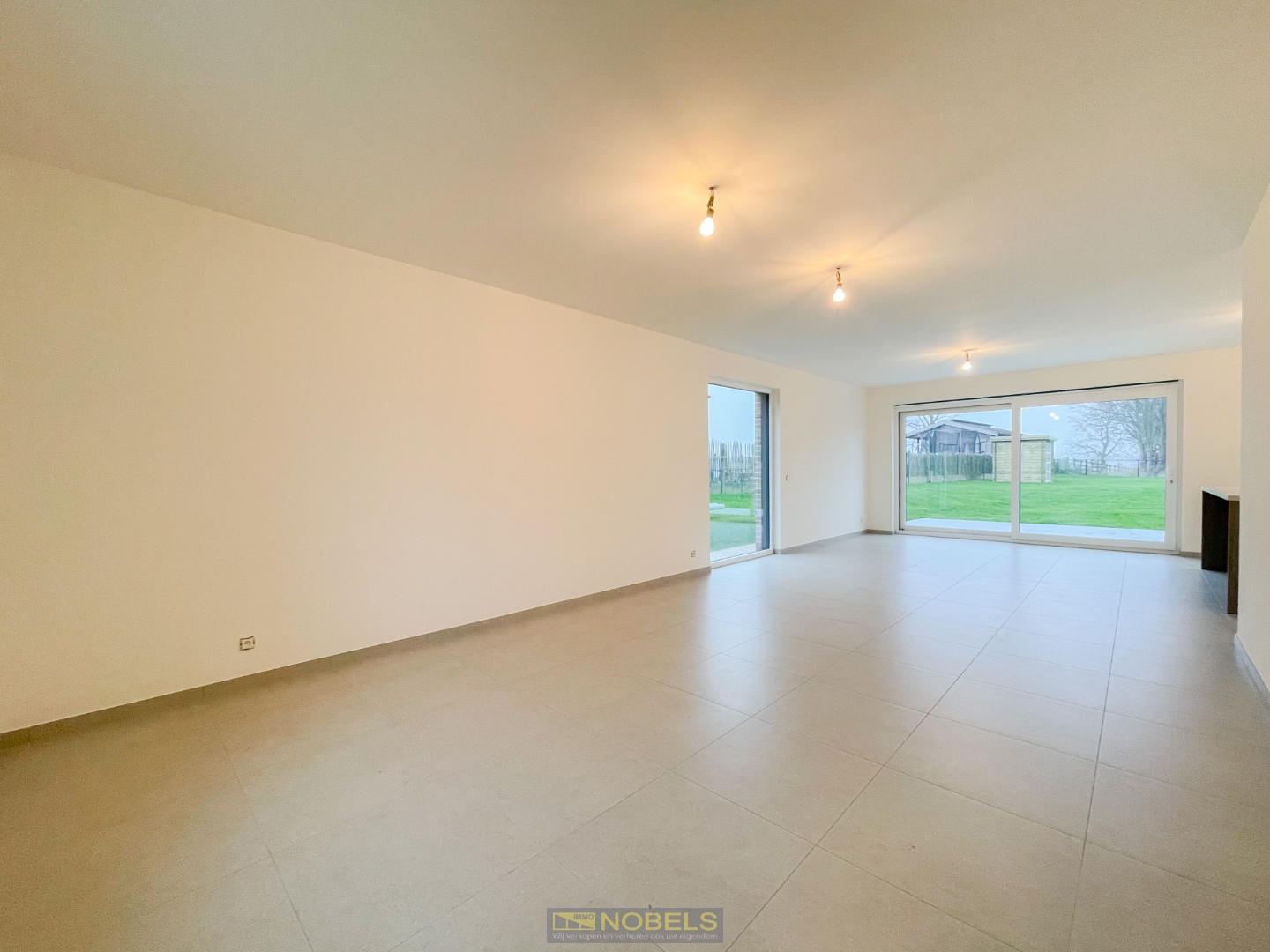 Te huur, prachtige halfopen nieuwbouwwoning met 4 slaapkamers en leuke tuin te Horebeke - foto 5