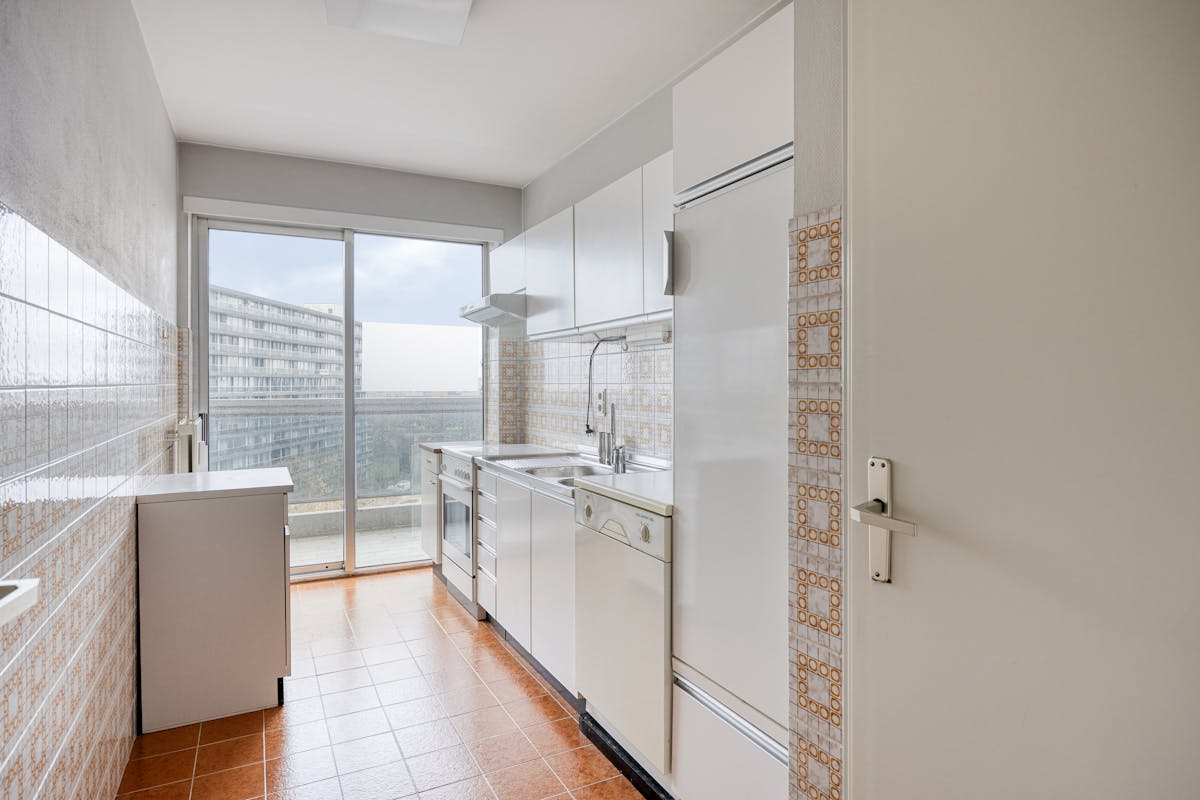 Te renoveren appartement te koop in Berchem - foto 5