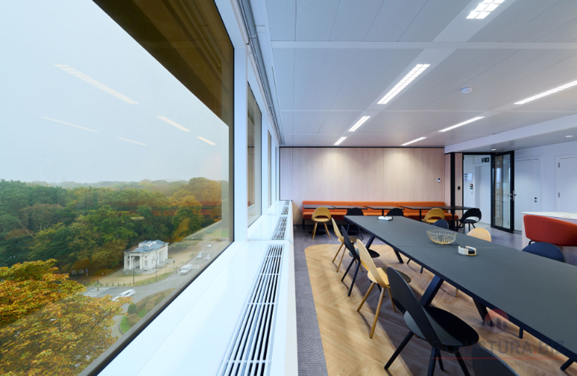 Gerenoveerde kantoren tussen 500 en 3000 m² – Louizalaan 523 - foto 4