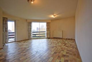 Wallemeers 32 bus 38800 RoeselareDit appartement nabij het centrum van Roeselare biedt een uitstekende kans voor wie op zoek is naar een betaalbare...