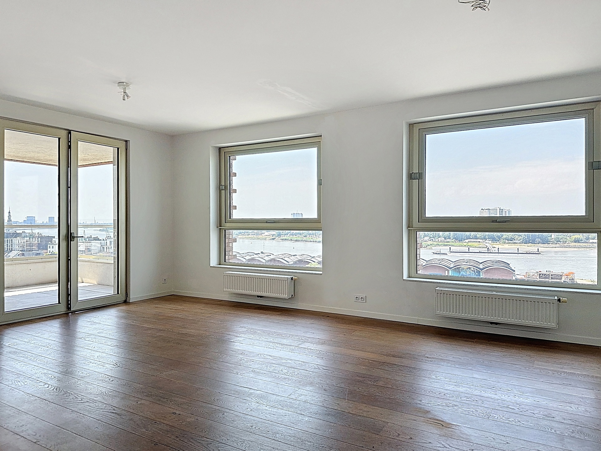 Modern 3-Kamer Appartement met Panoramisch Uitzicht - foto 1