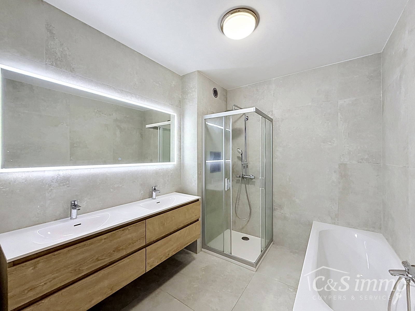 Gerenoveerd appartement met uitzicht op de atletiekpiste Rodeloop - foto 5