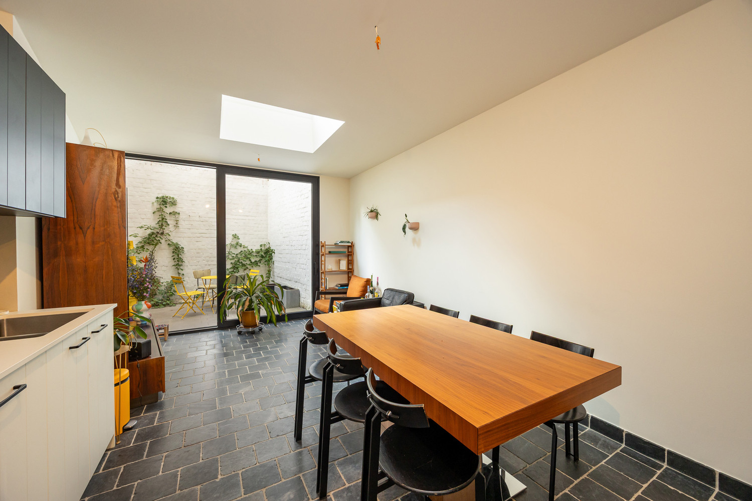 Volledig gerenoveerde en energiezuinige woning (175m² bew.opp.) met leuke buitenruimte nabij 't Groen Kwartier in Antwerpen - foto 5