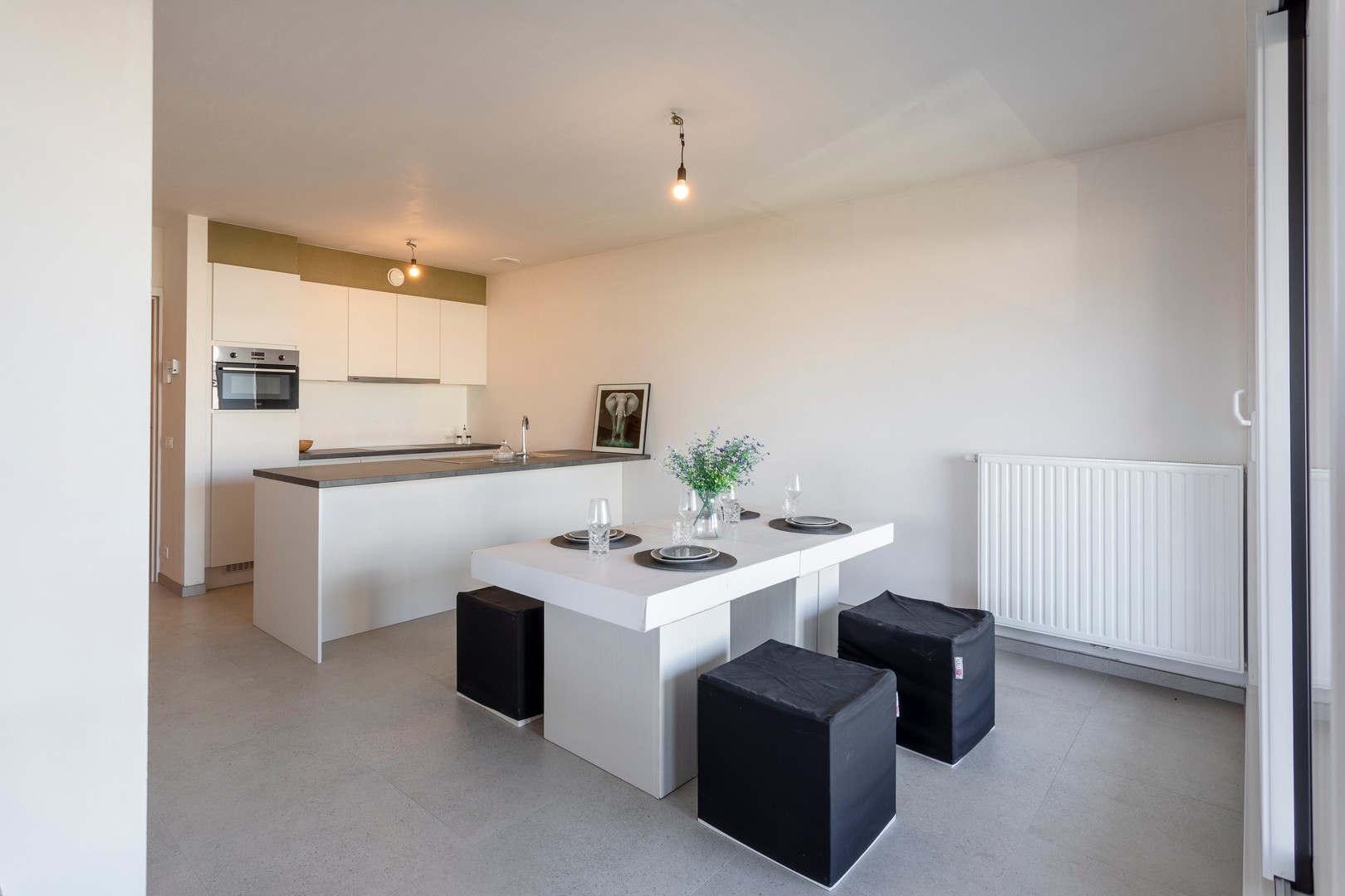 Te koop: Ruim appartement met 2 slaapkamers in Roeselare. - foto 4