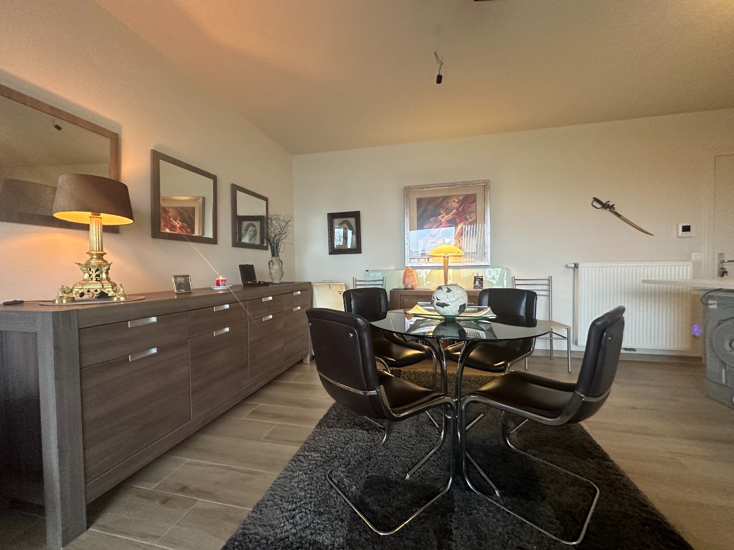 Modern 1-slpk app met terras en staanplaats - foto 2