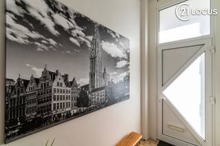 ocated in one of Antwerp’s most charming and desirable neighborhoods, this characterful townhouse at Arendstraat 15 is a unique opportunity. Set...