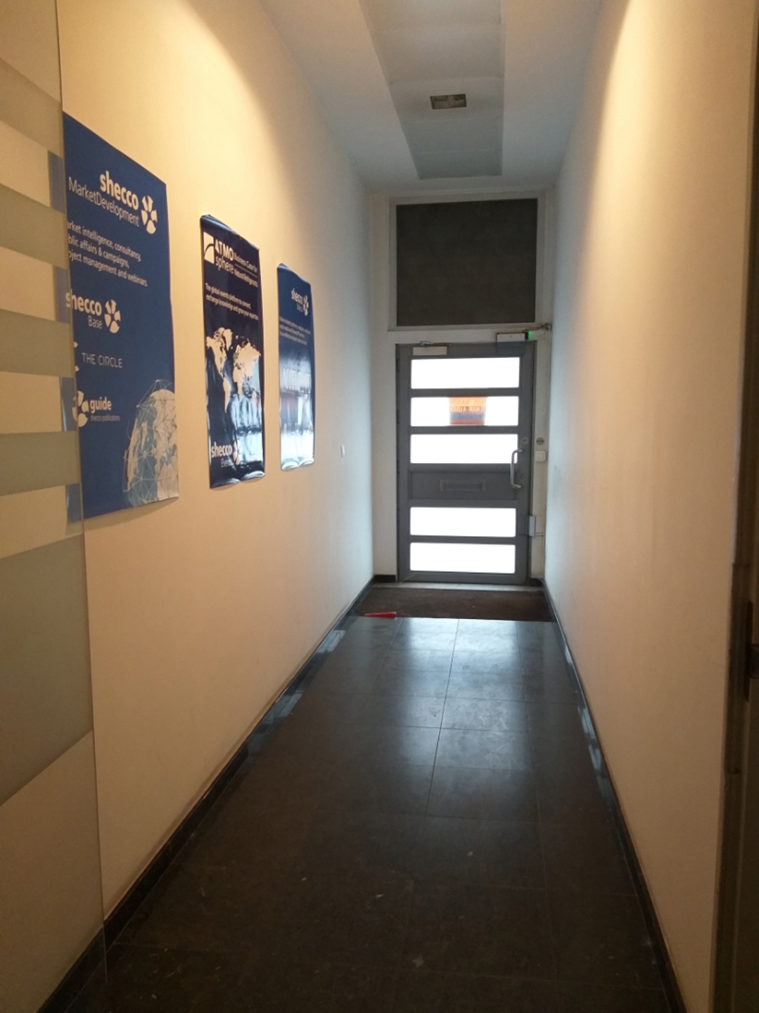 Kantoorgebouw van 400m² te huur op de Koningsstraat. - foto 2