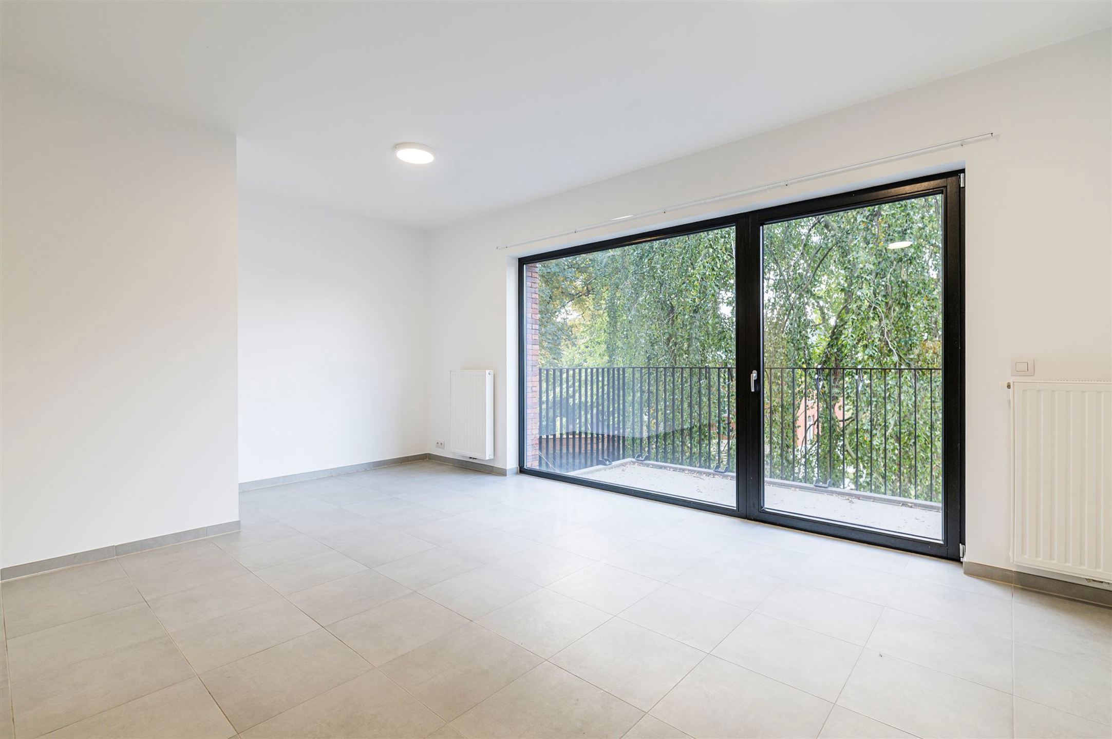 Apartment for rent in Uccle with 2 bedrooms - photo 3