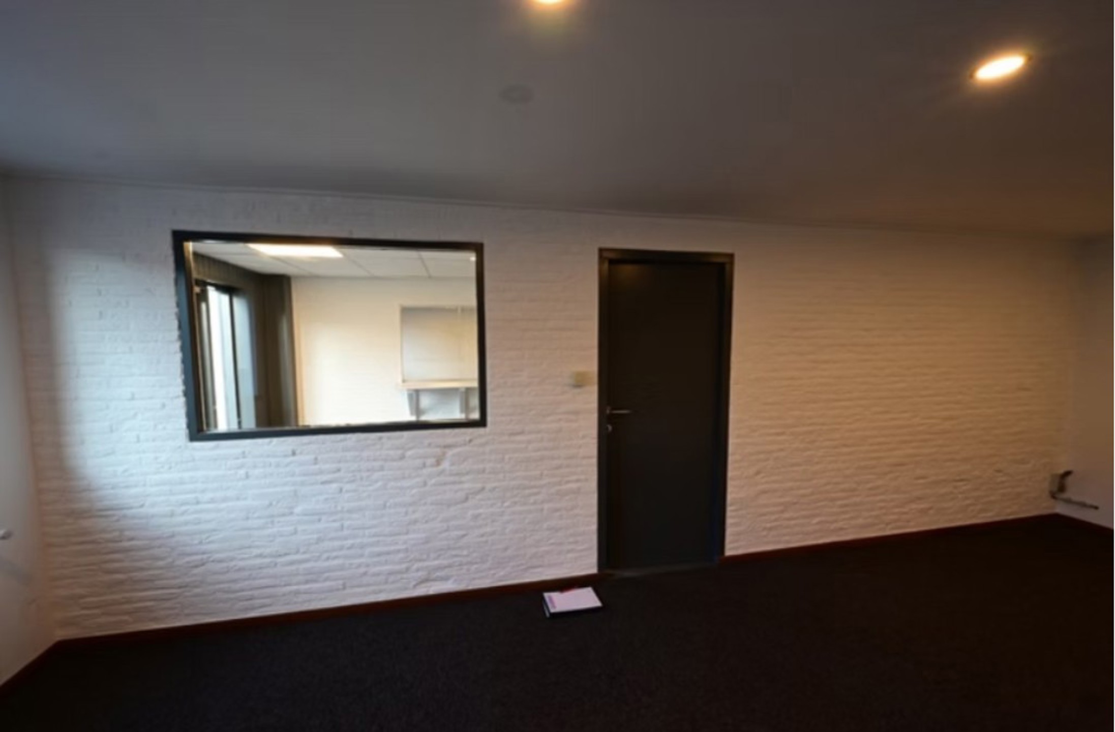 Magazijn unit 31 te huur 1.200m² met kantoor 60m² in Malle - foto 3