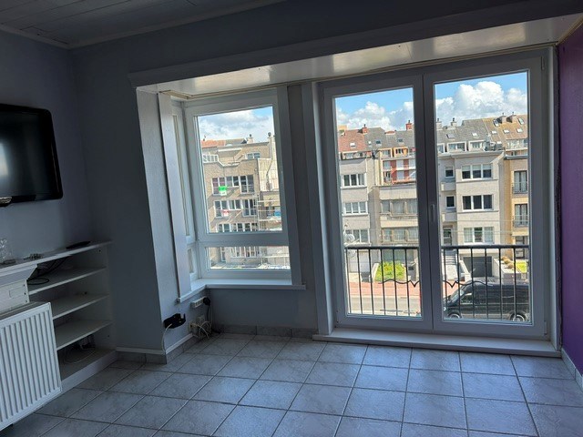 Ongemeubeld appartement met 1 slaapkamer - kort bij zee - foto 2