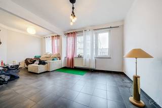 infos et visites : 02/3155171Ixelles/Quartier ULB - We Invest vous propose ce très chouette appartement 2 chambres!Idéalement situé dans le centre...