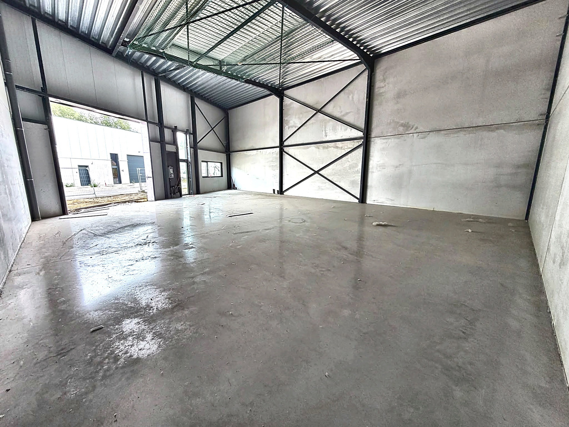 Commercial for sale in Halle - photo 5
