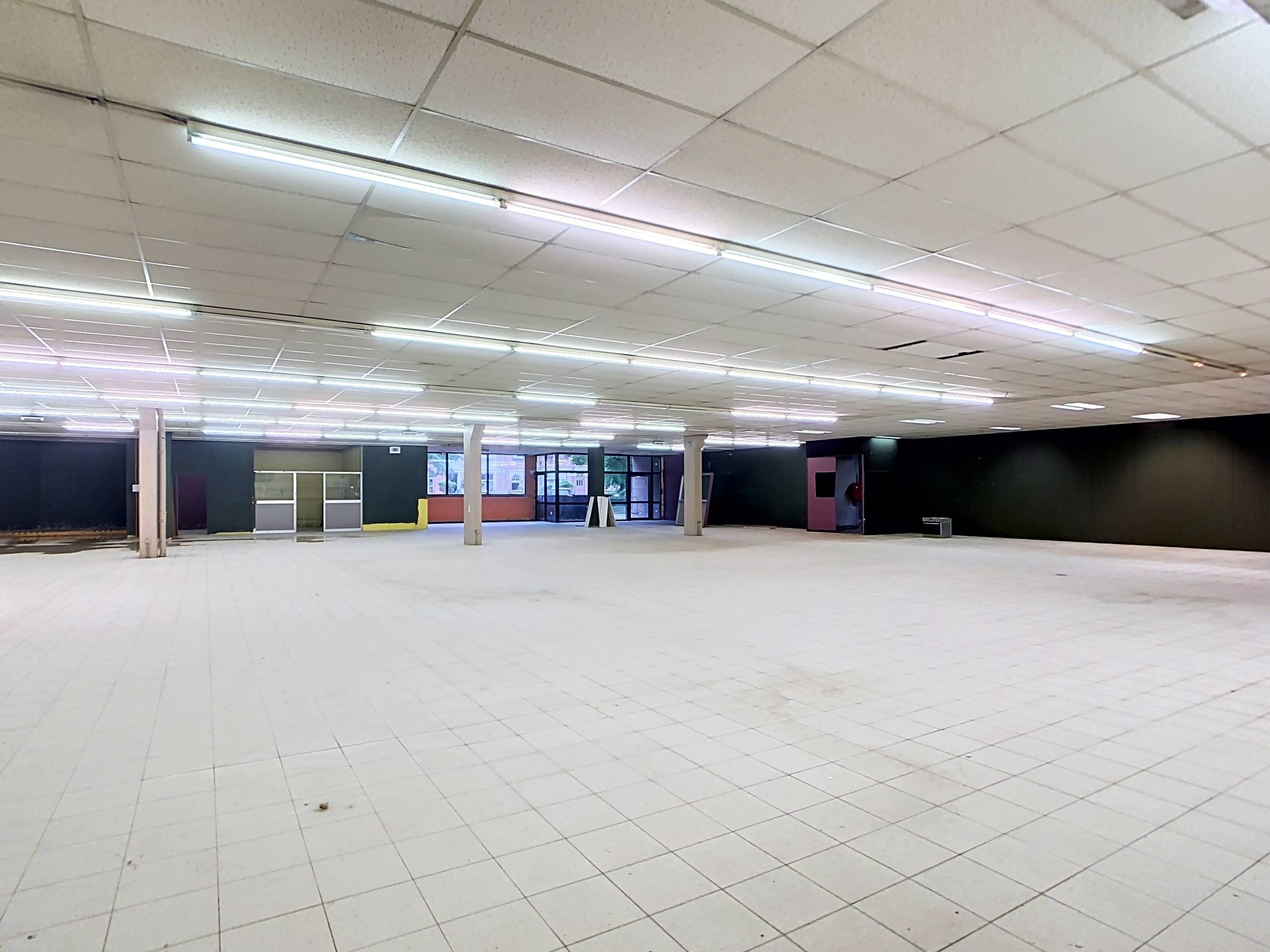 Ruim handelspand met magazijn in Aarschot - foto 5