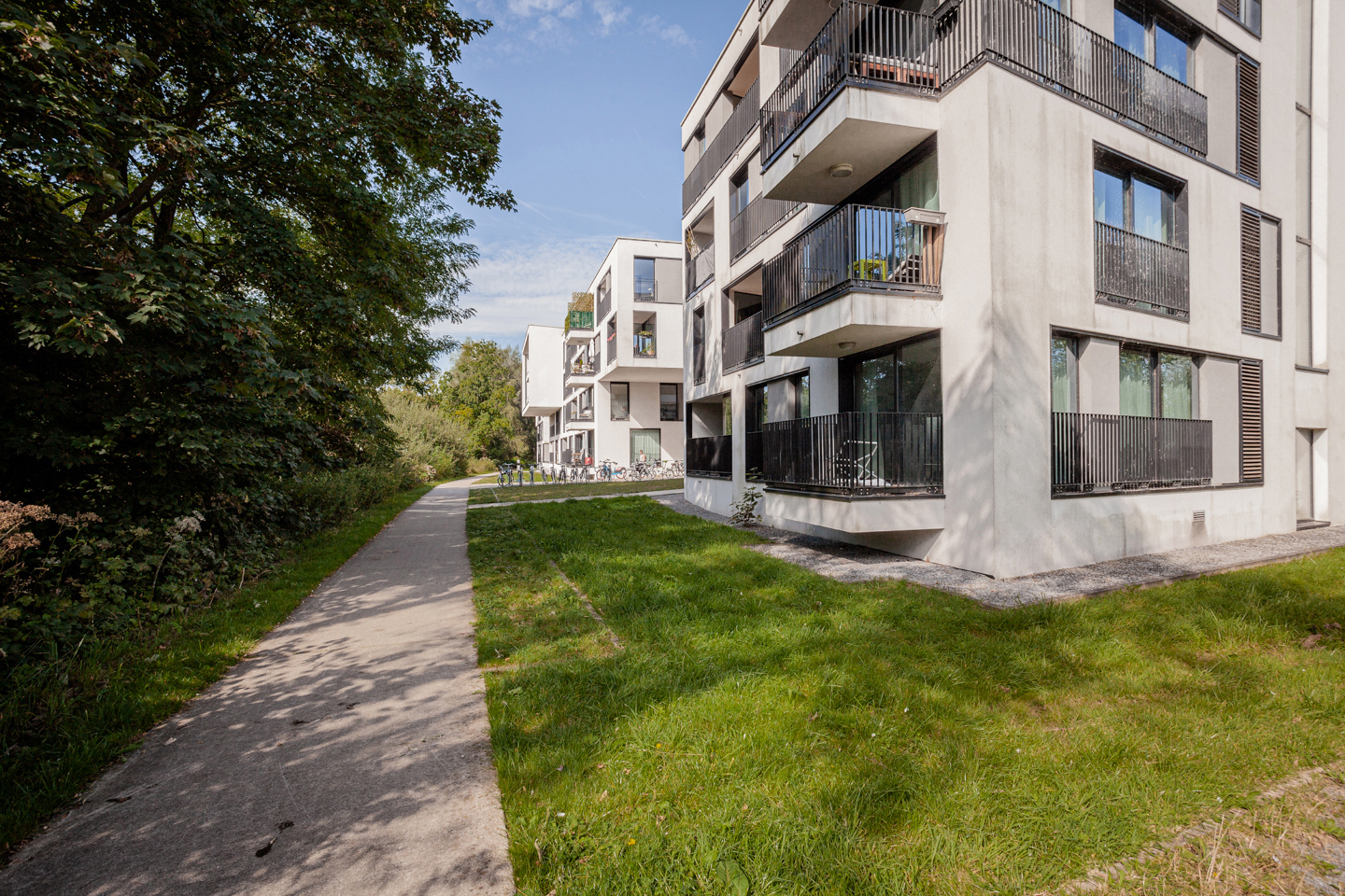 Recent appartement met zonnig terras op toplocatie - foto 1