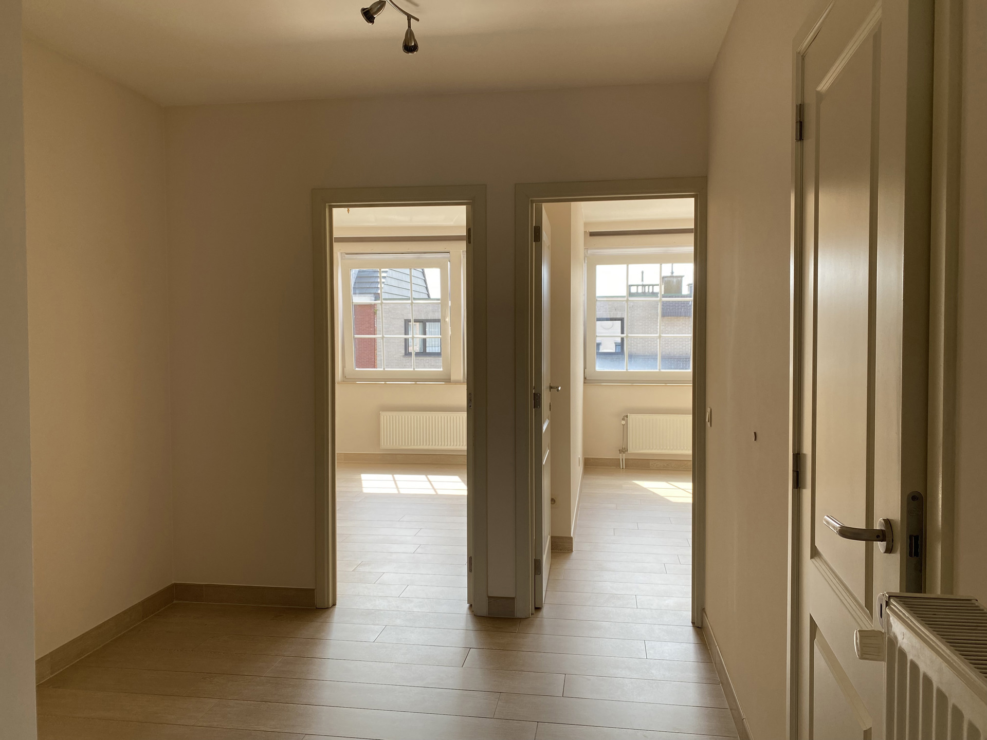 SCHILDE - Energiezuinig appartement met terras en garagebox - foto 5