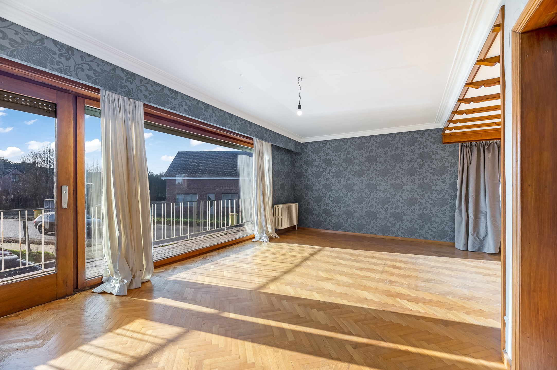 Ruim appartement met 4 slaapkamers te Dessel! - foto 2