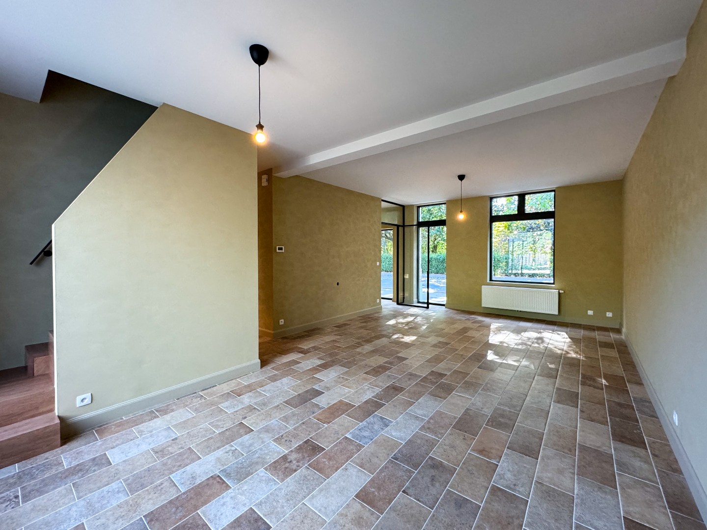 Prachtig gerenoveerde woning met 3 slaapkamers en tuin. - foto 4