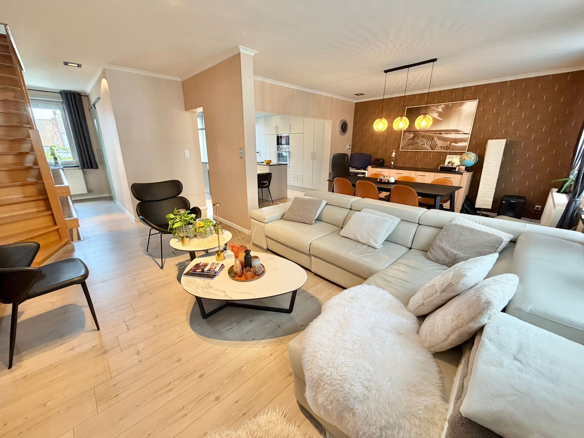 Woning met een polyvalente ruimte van 140m² - foto 2