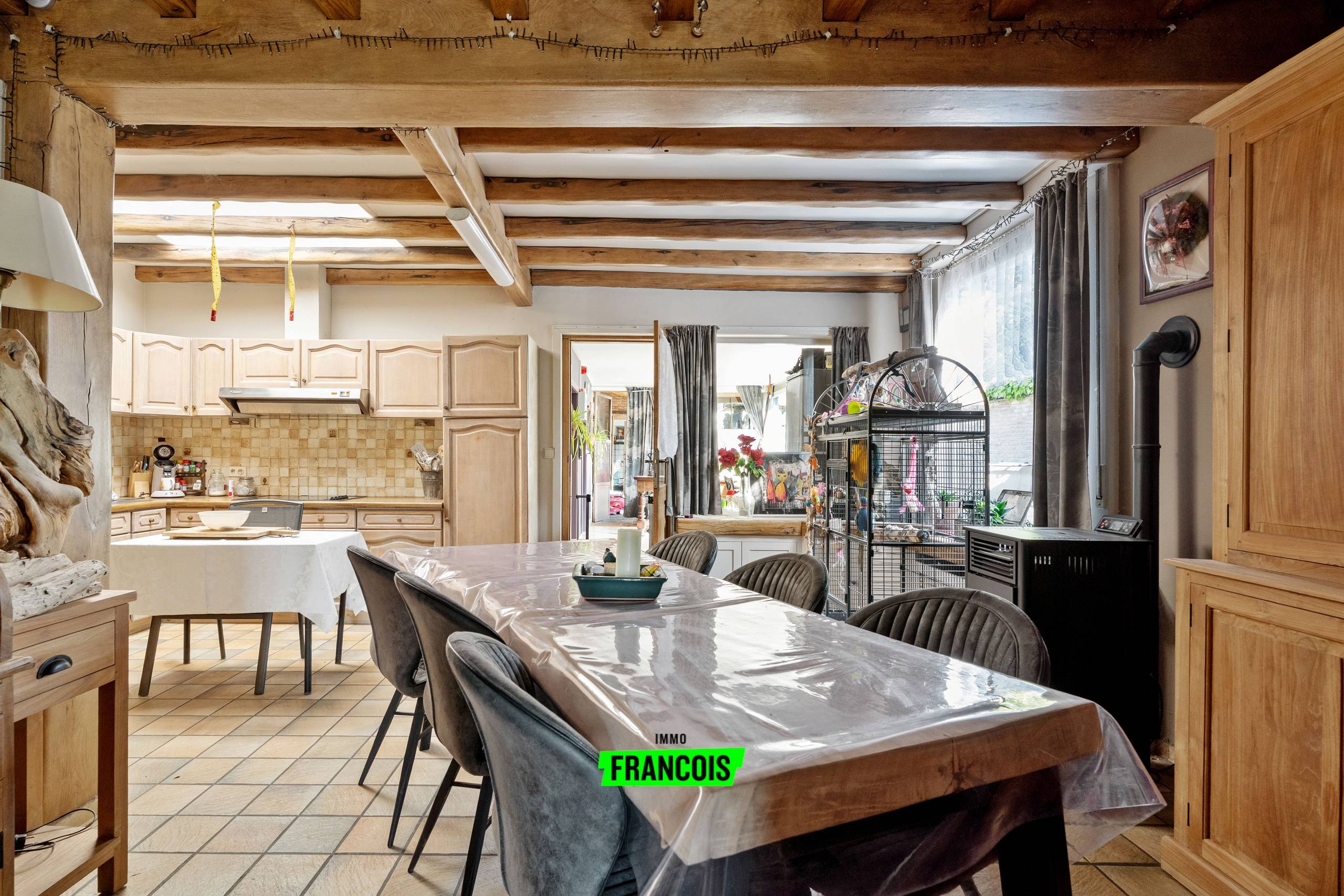 Ruime woning te koop met 5 slaapkamers en garage op landelijke ligging in Kortemark - foto 5