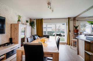 Ruim appartement met 3 slaapkamers en groot terras, in het centrum van LilleINDELINGDit appartement met bewoonbare oppervlakte van 96 m² bevindt zich...