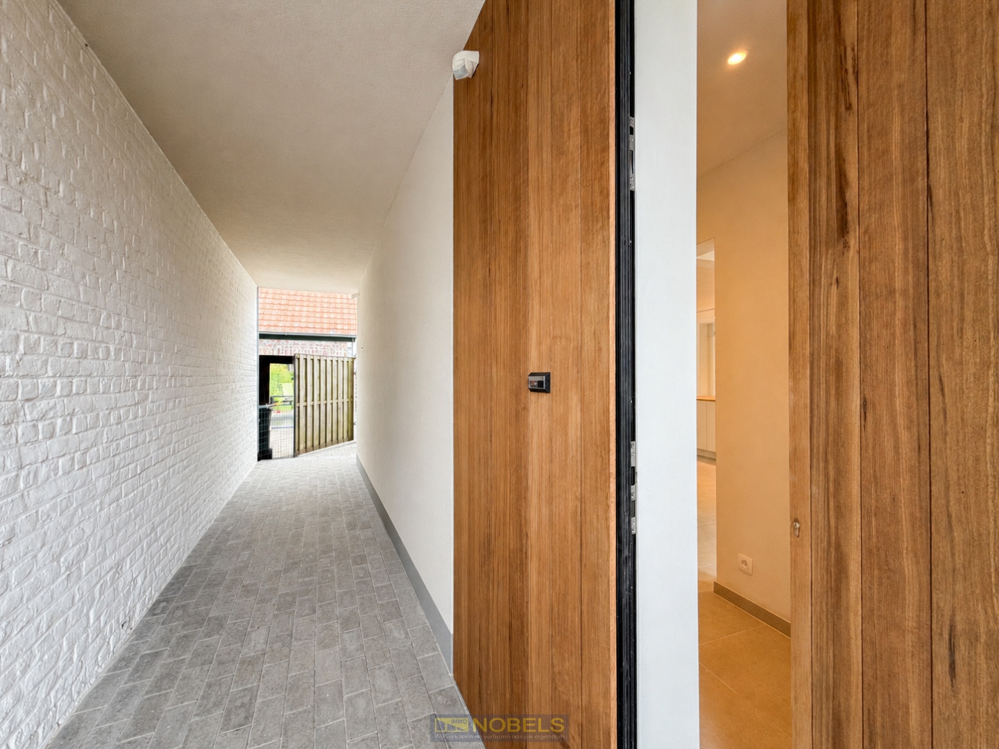 Te koop, Duurzaam gerenoveerde BEN-woning met 4 slaapkamers te Zingem (Kruisem)! - photo 4