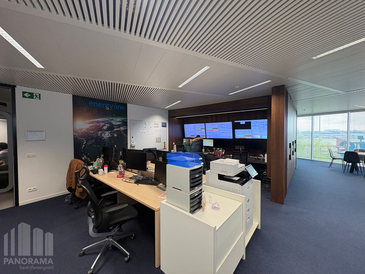 552 m² instapklare kantoorruimte met visibiliteit van de E40 - photo 4