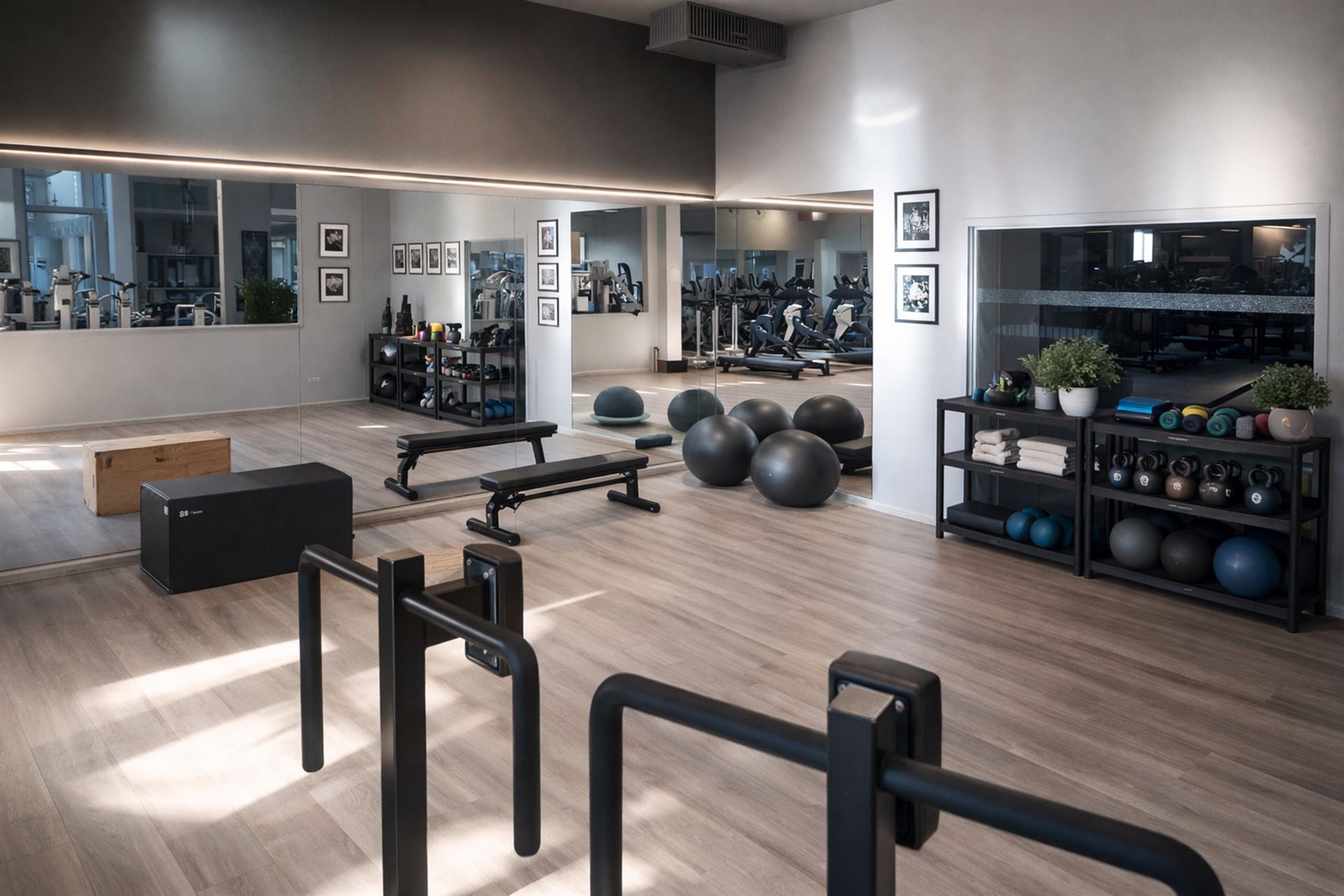 Salle de fitness rentable: infrastructure moderne &amp; parking - photo 2