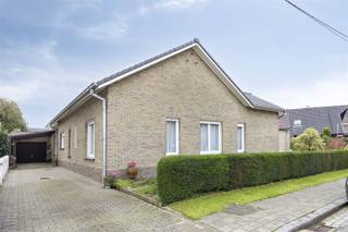 MOOI GELEGEN BUNGALOW MET 3 SLAAPKAMERS IN DEELGEMEENTE BEVEREDeze goed onderhouden bungalow bevindt zich op een gunstige locatie nabij het centrum...