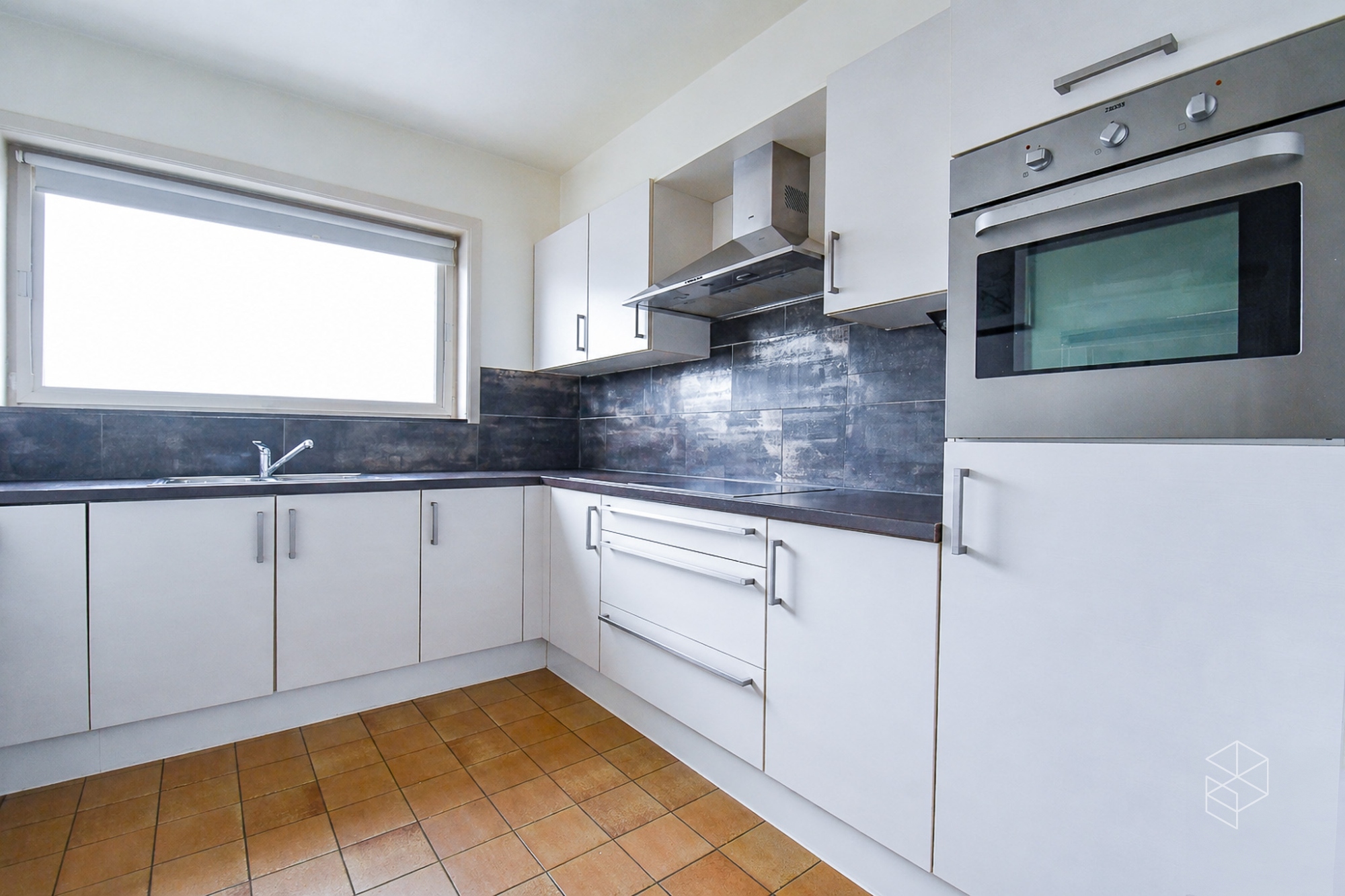 GOED GELEGEN en GROOT ( 150 m²) APPARTEMENT MET 3 SLAAPKAMERS - foto 4