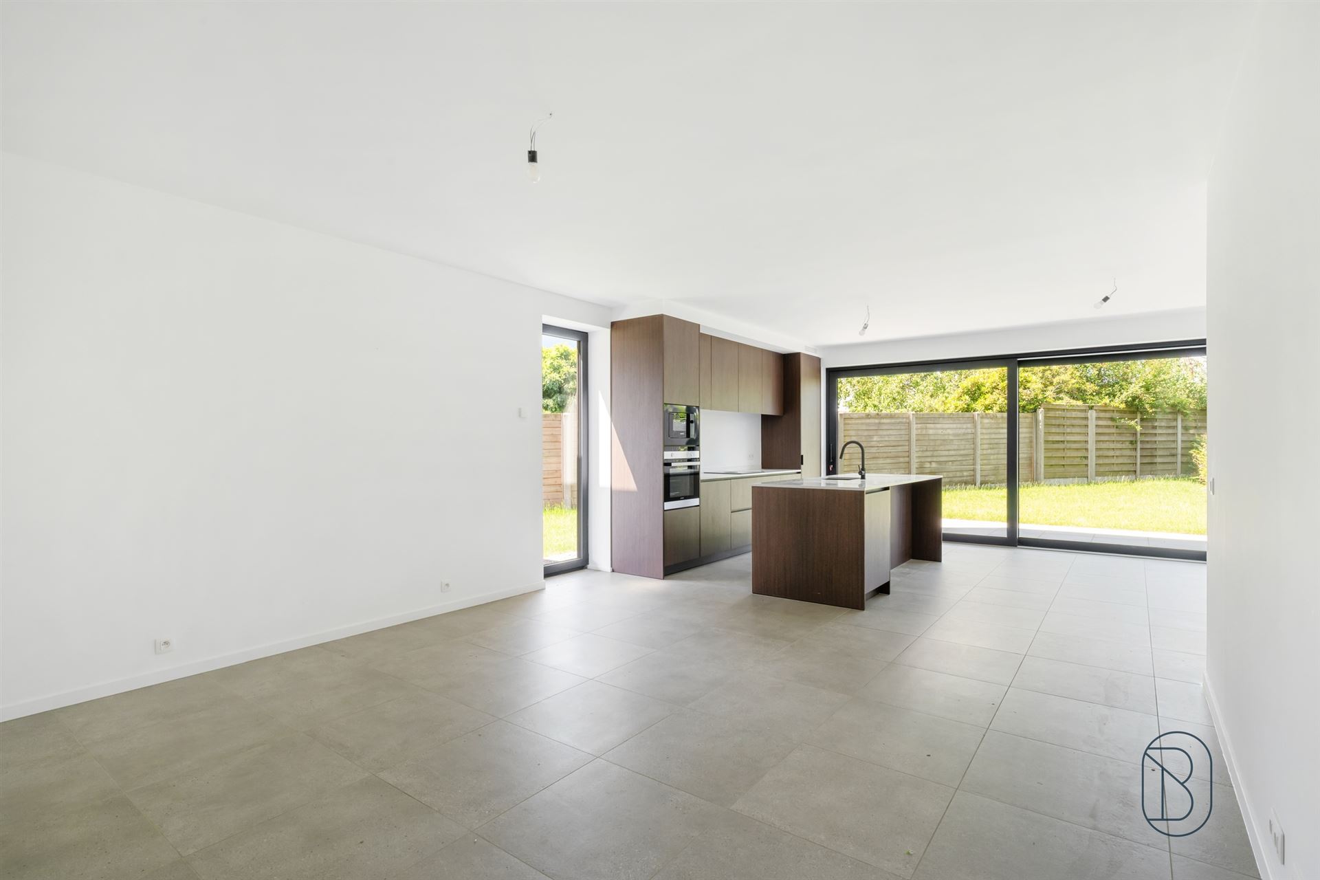 2 kwalitatieve luxueuze ENERGIENEUTRALE moderne nieuwbouwwoningen  - foto 5