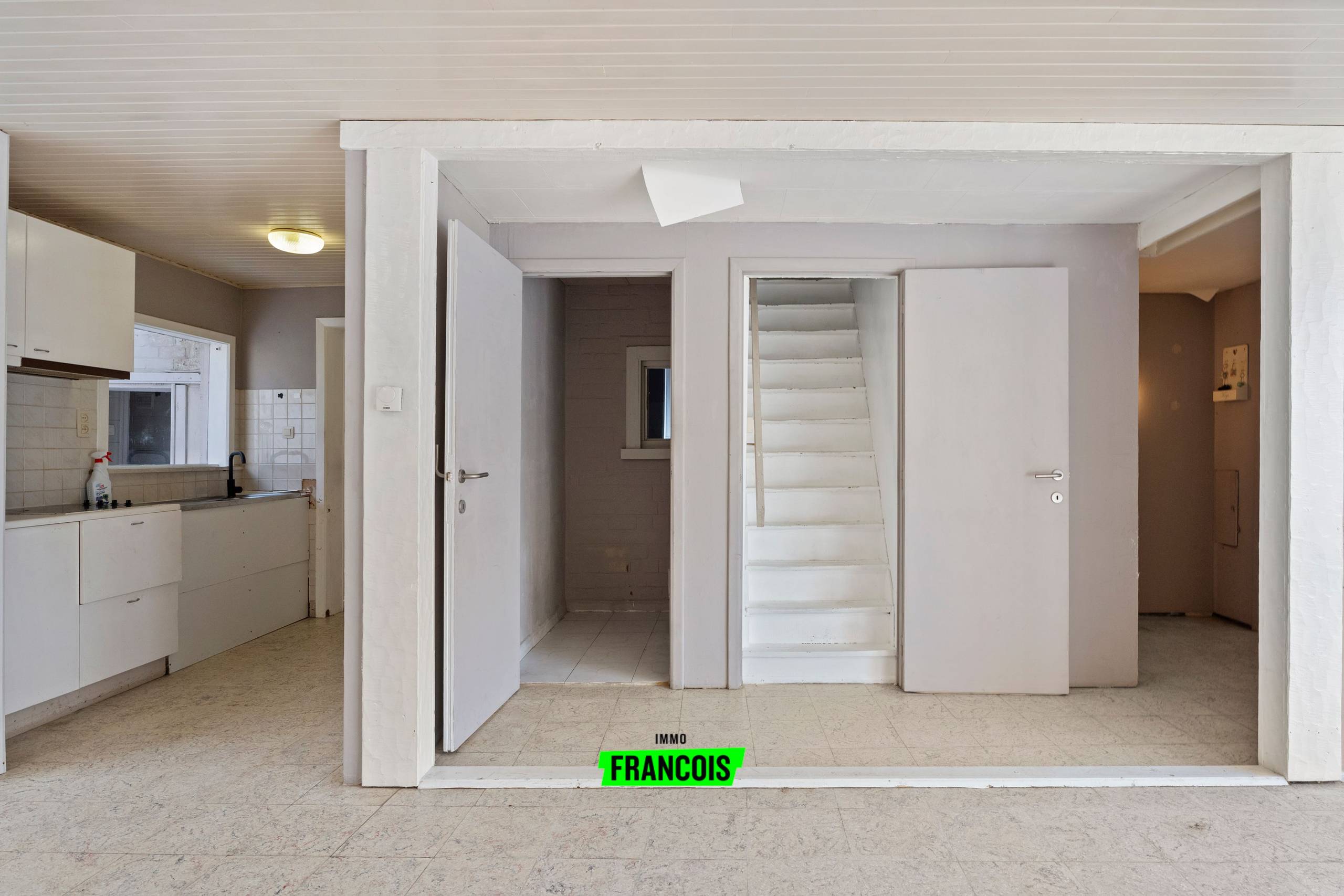 Woning met garage te Krombeke. - foto 5