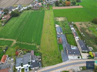 Ruim perceel bouwgrond van 4.827 m² in Oosterzele – mogelijkheid tot 2 halfopen bebouwingenIn een rustige en groene omgeving van Oosterzele bevindt...