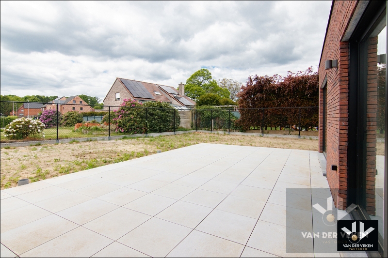 Apartment for sale in Helchteren with 2 bedrooms - photo 2