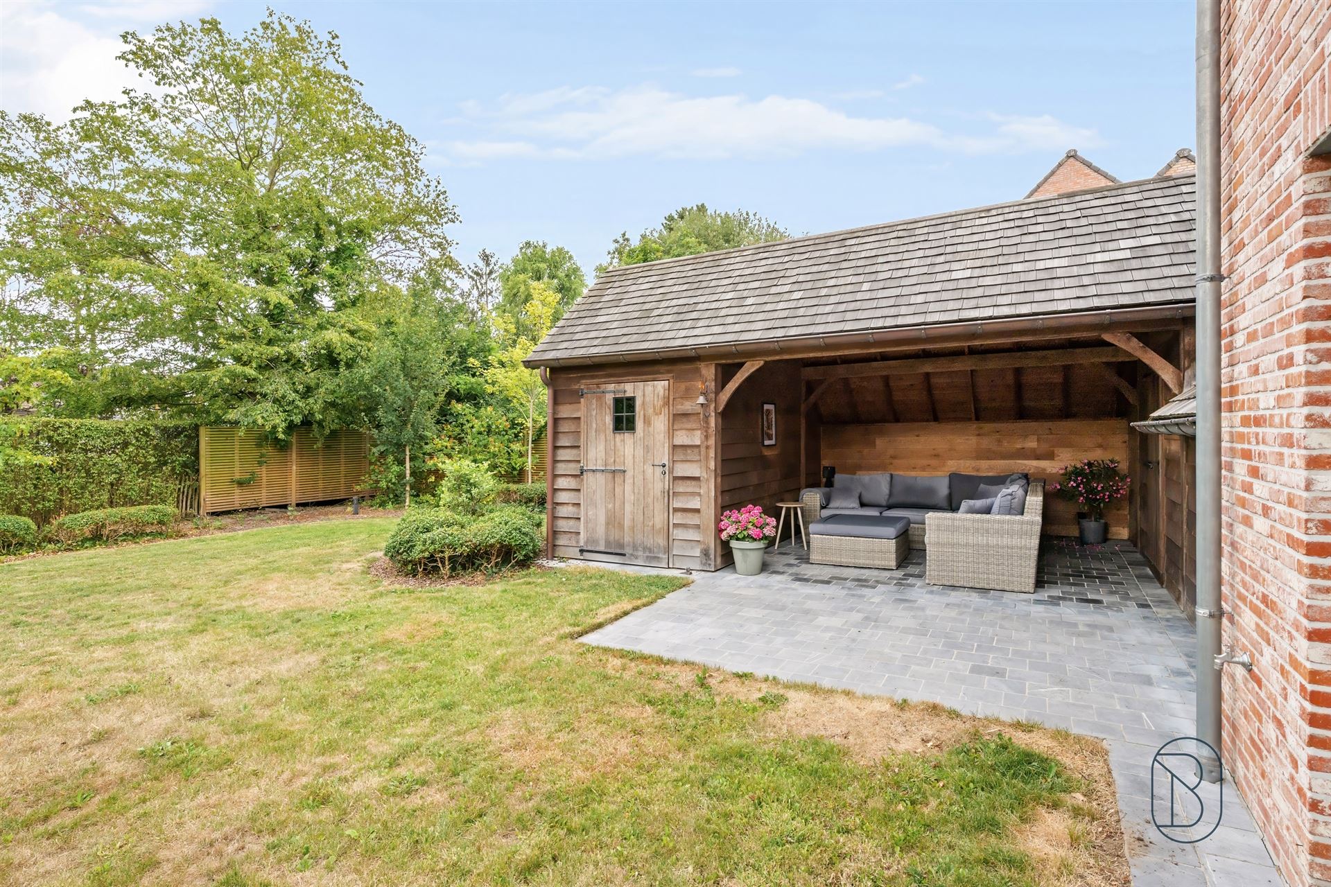 Élégante maison de curé située dans un cadre paisible - photo 3