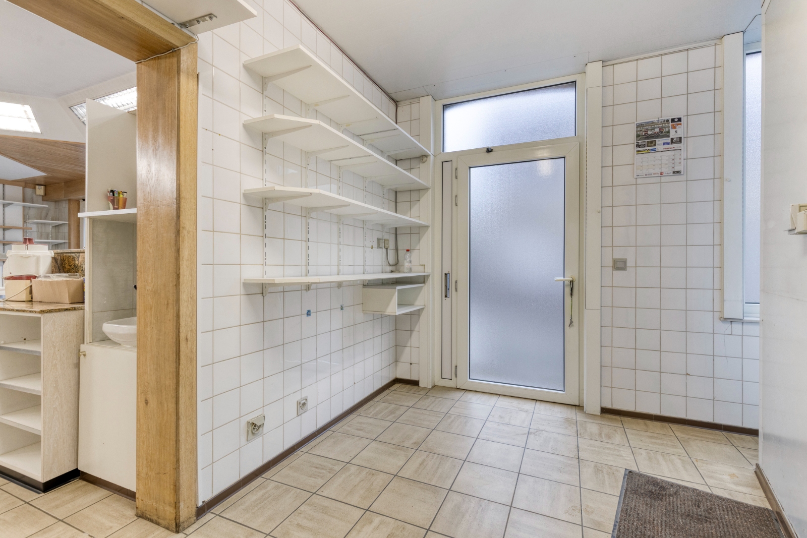Commercial à vendre à Dixmude avec 3 chambres - photo 4