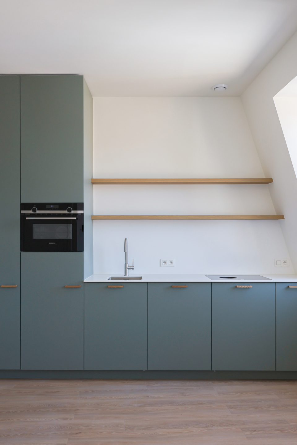 ANTWERPEN-CENTRUM. Recent gerenoveerd 1 slk appartement! - foto 4