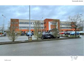 There are several development opportunities on a 12,520 sq. ft. site with an existing 8,985 sq. ft. office building.- The current building can be...