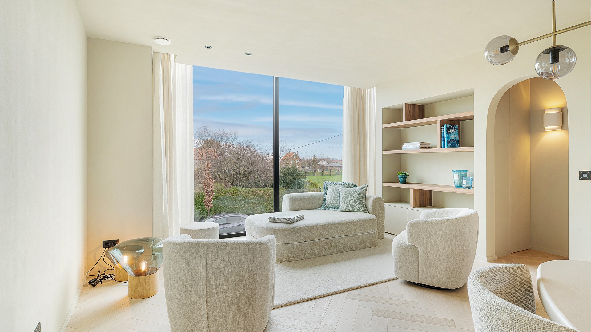 Moderne nieuwbouwwoning met 4 slaapkamers, 4 badkamers en prachtige tuin - foto 5