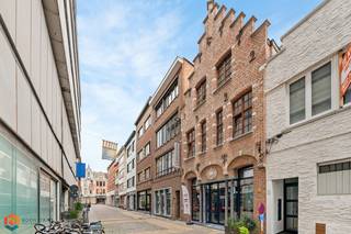 Op een uitstekende locatie te Mechelen bevindt zich dit gezellige 1 à 2 slaapkamer appartement. Het bruisende centrum van Mechelen met...