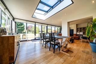 Superbe villa 5 chambres dans quartier résidentiel calme - Possibilité d'une profession libéraleSituée dans un environnement résidentiel prisé de...