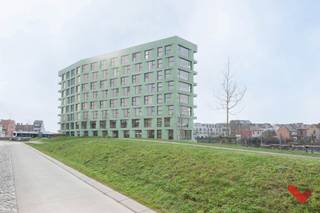 Welkom in deze verzorgde en comfortabele studentenkamer.De kamer is louter voor individueel gebruik en is bemeubeld met een bed, bureau, stoel,...