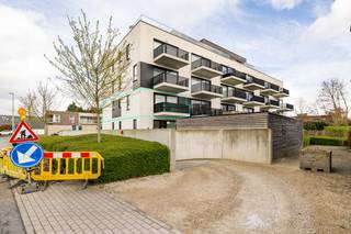 Gelegen in 'Residentie Kouterpark' te Emelgem, deelgemeente van Izegem, kunt u dit instapklaar appartement met zuidgericht terras terugvinden op...