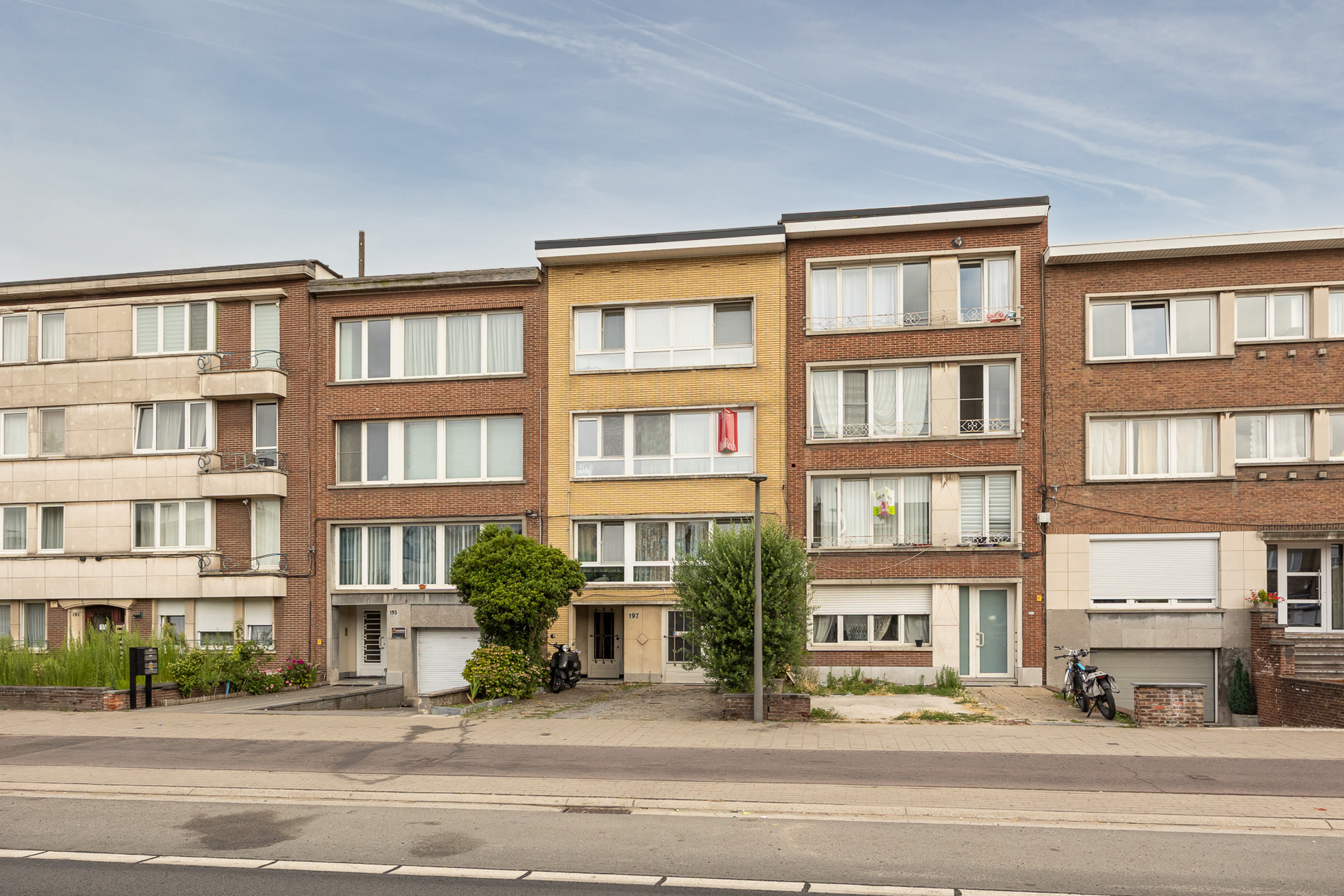 te renoveren appartement met 2 slaapkamers - foto 2