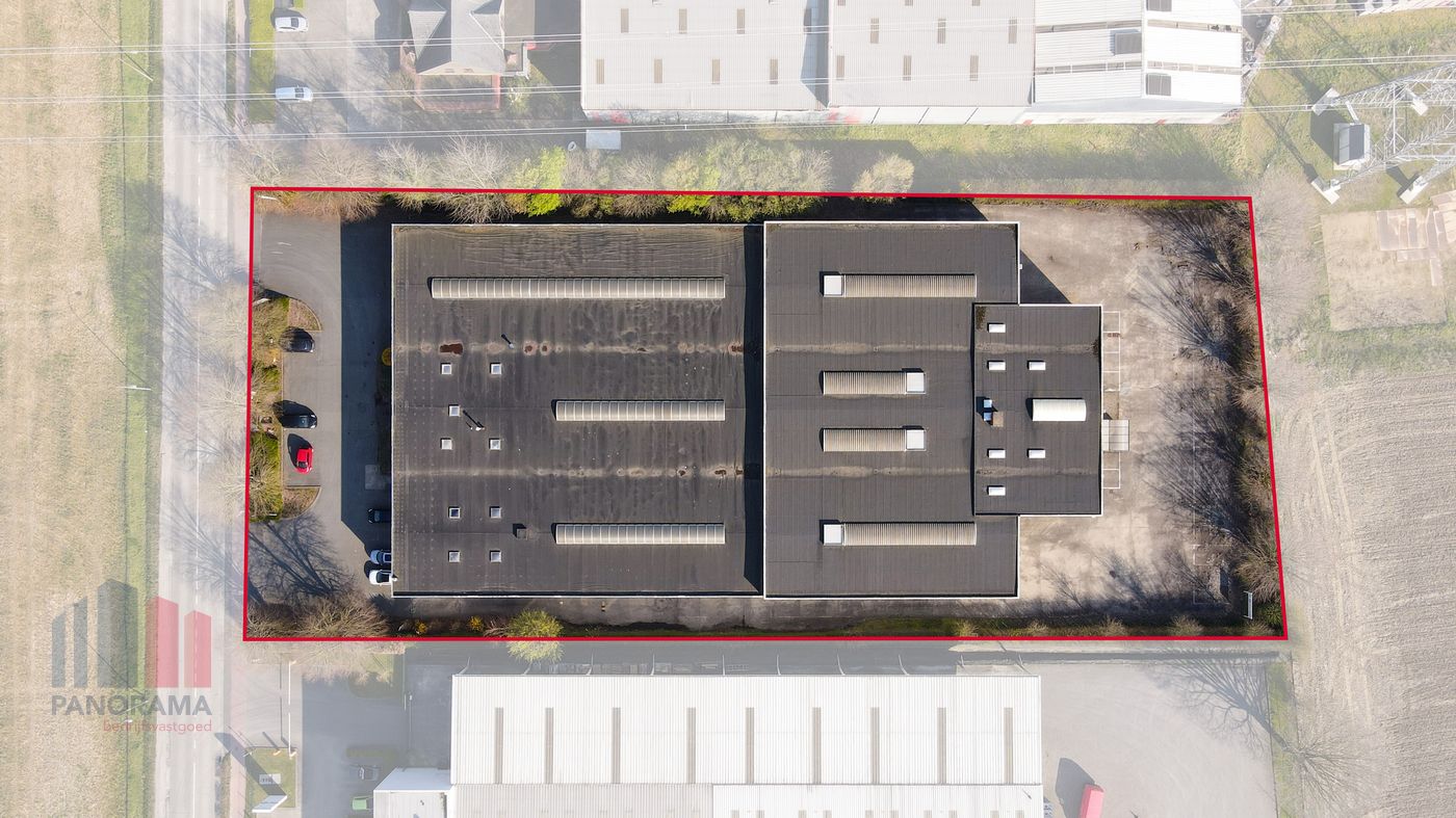 SITE D’ENTREPRISE IDÉALEMENT SITUÉE À VENDRE SUR UN TERRAIN DE 7.529 m² À MOLLEM - photo 2