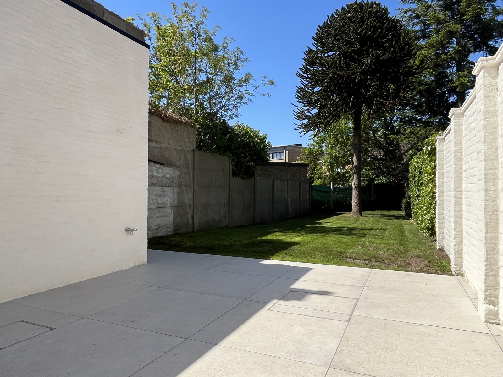 Hoogwaardig gerenoveerde woning met zongerichte tuin - foto 2