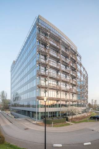 Kwalitatieve kantoren van 1.057 m² te huur. Ook andere oppervlaktes mogelijk van 500 m² tot 6.027 m². De kantoren maken deel uit van Airport...