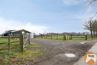 LOCHRISTI - Rustig gelegen stalgebouw op +- 2,3HAOp een bijzonder rustige locatie, langs een goed uitgeruste en vlot bereikbare weg, bevindt zich dit...