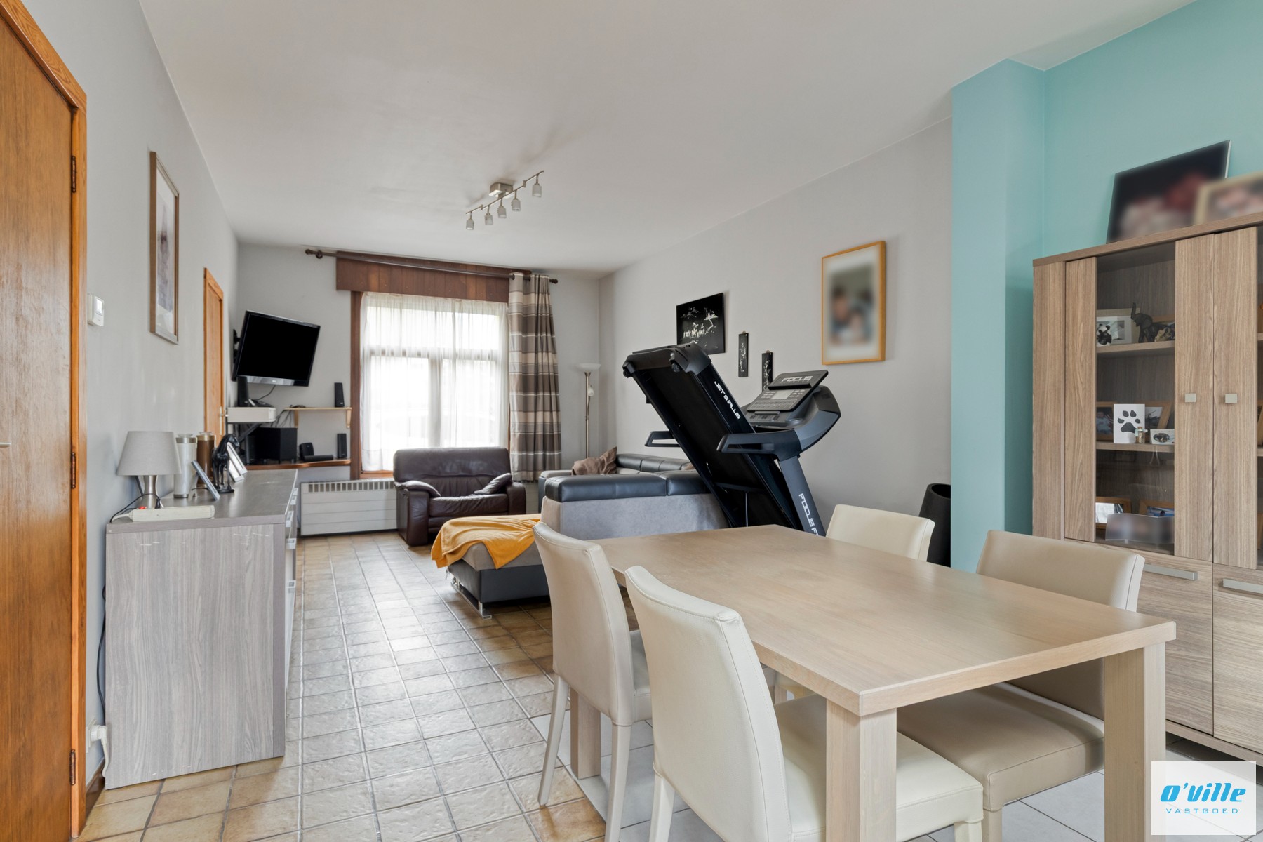 Maison chaleureuse avec jardin, garage et panneaux solaires - photo 4